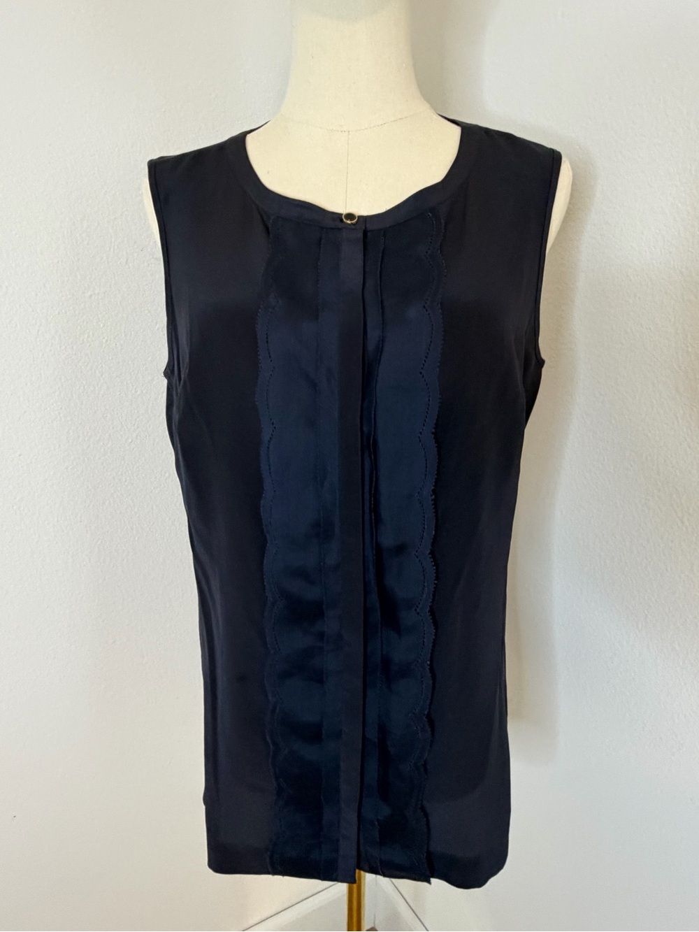 Tory Burch Navy Blue 100% Silk Sleeveless Blouse Size 10‎